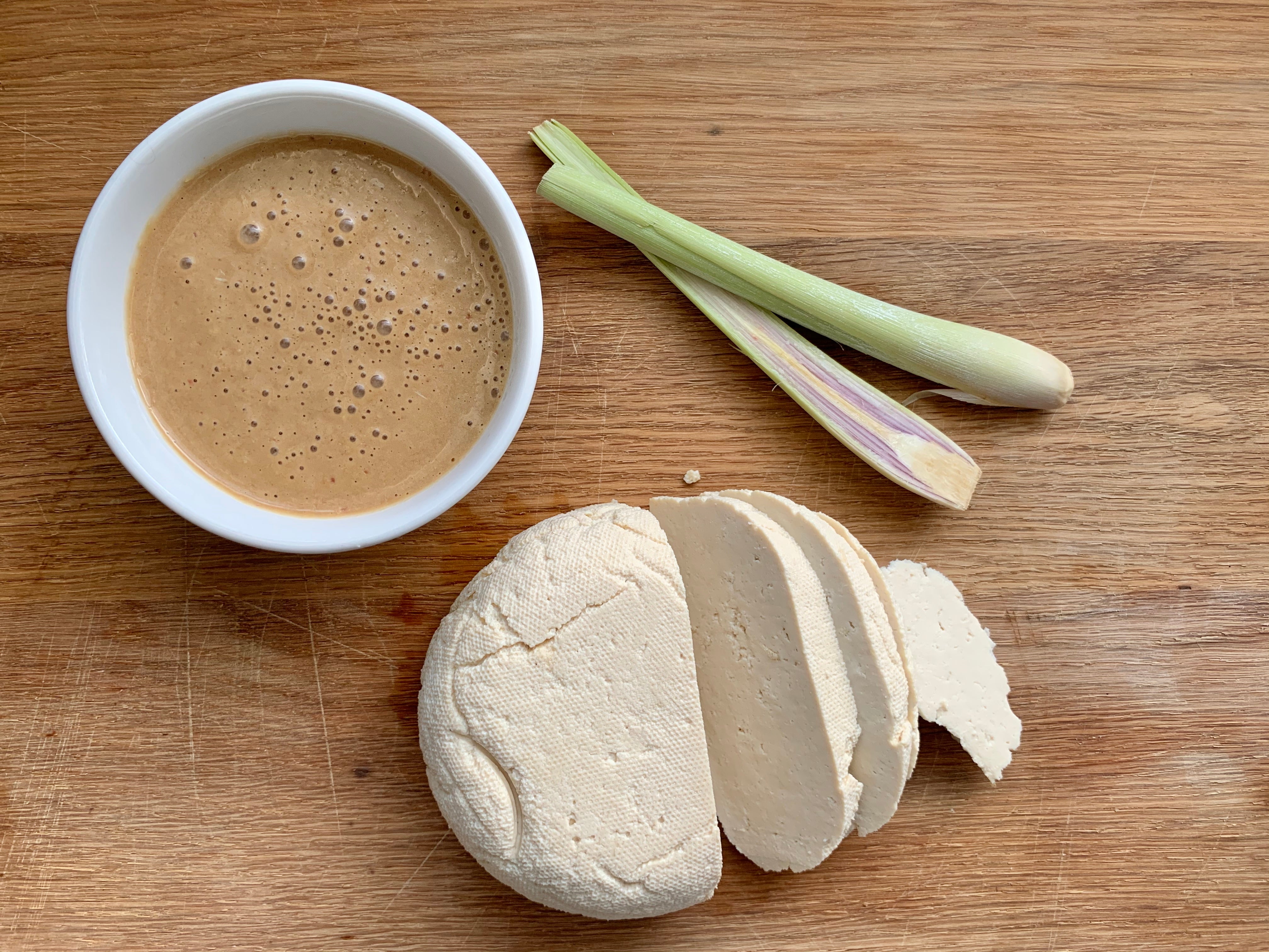 Easy steps for making tofu at home from scratch