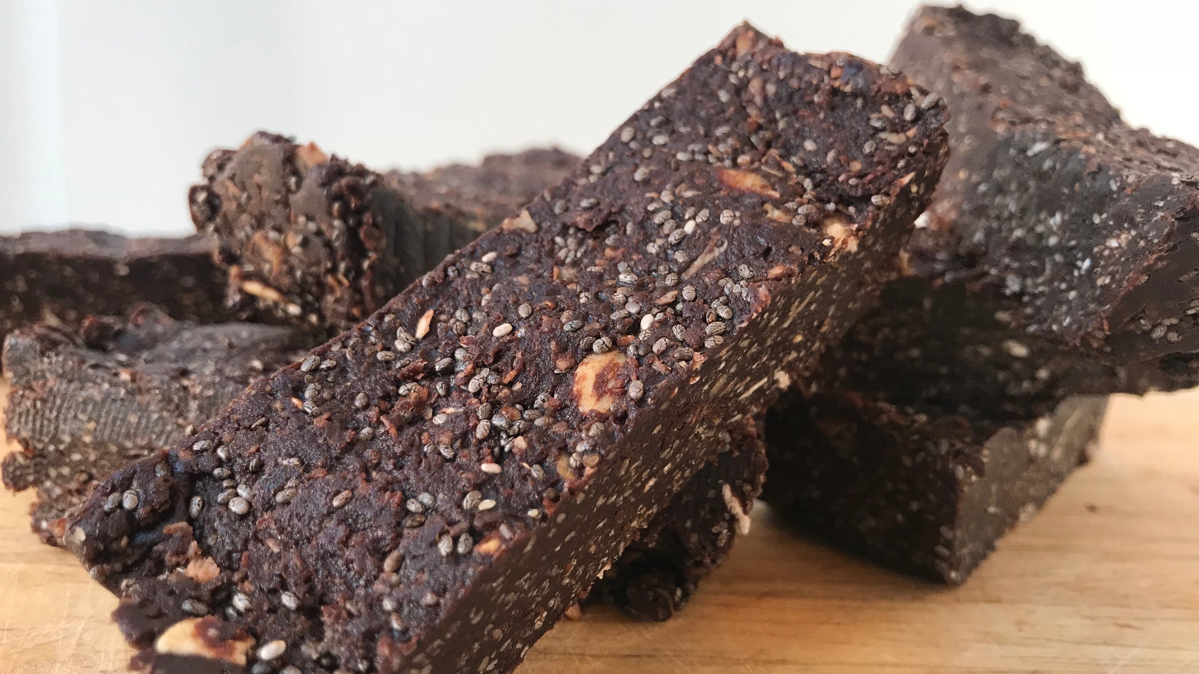 No-Bake Chocolate Chia Energy Bars
