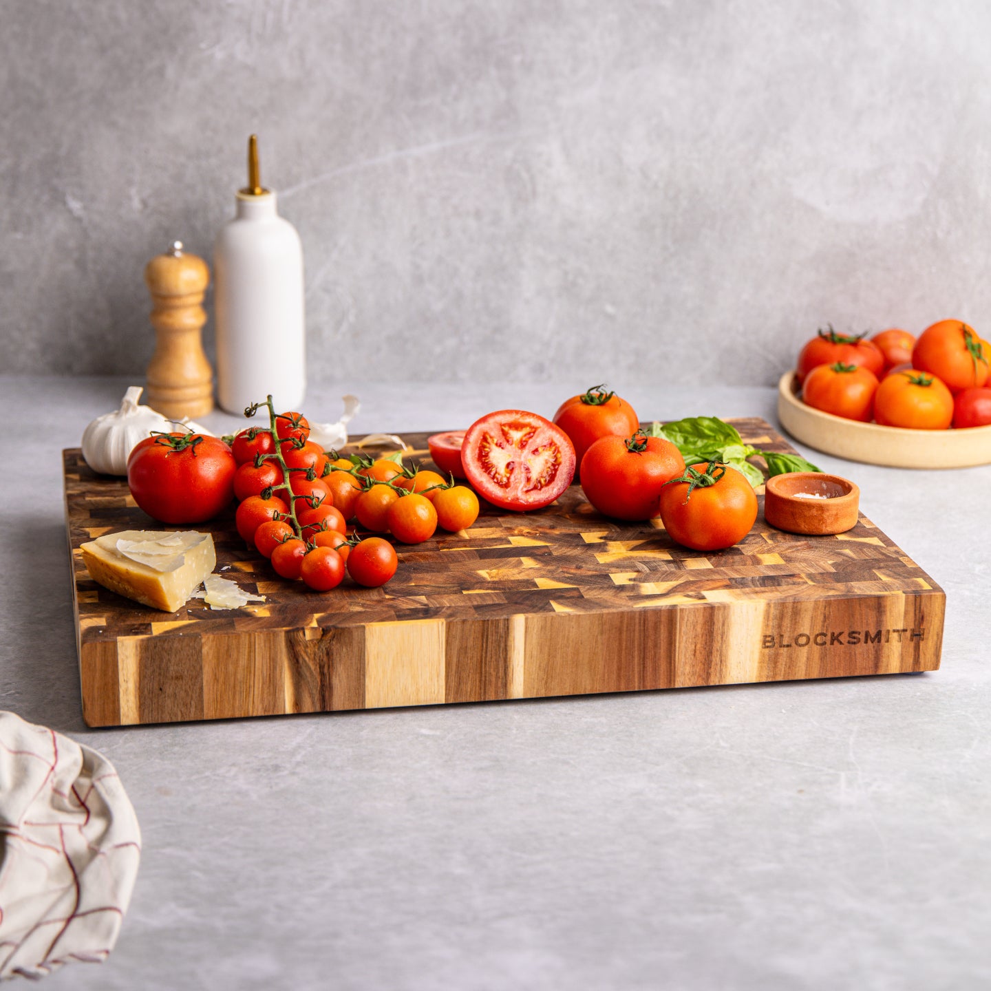 Signature Grand Chopping Block