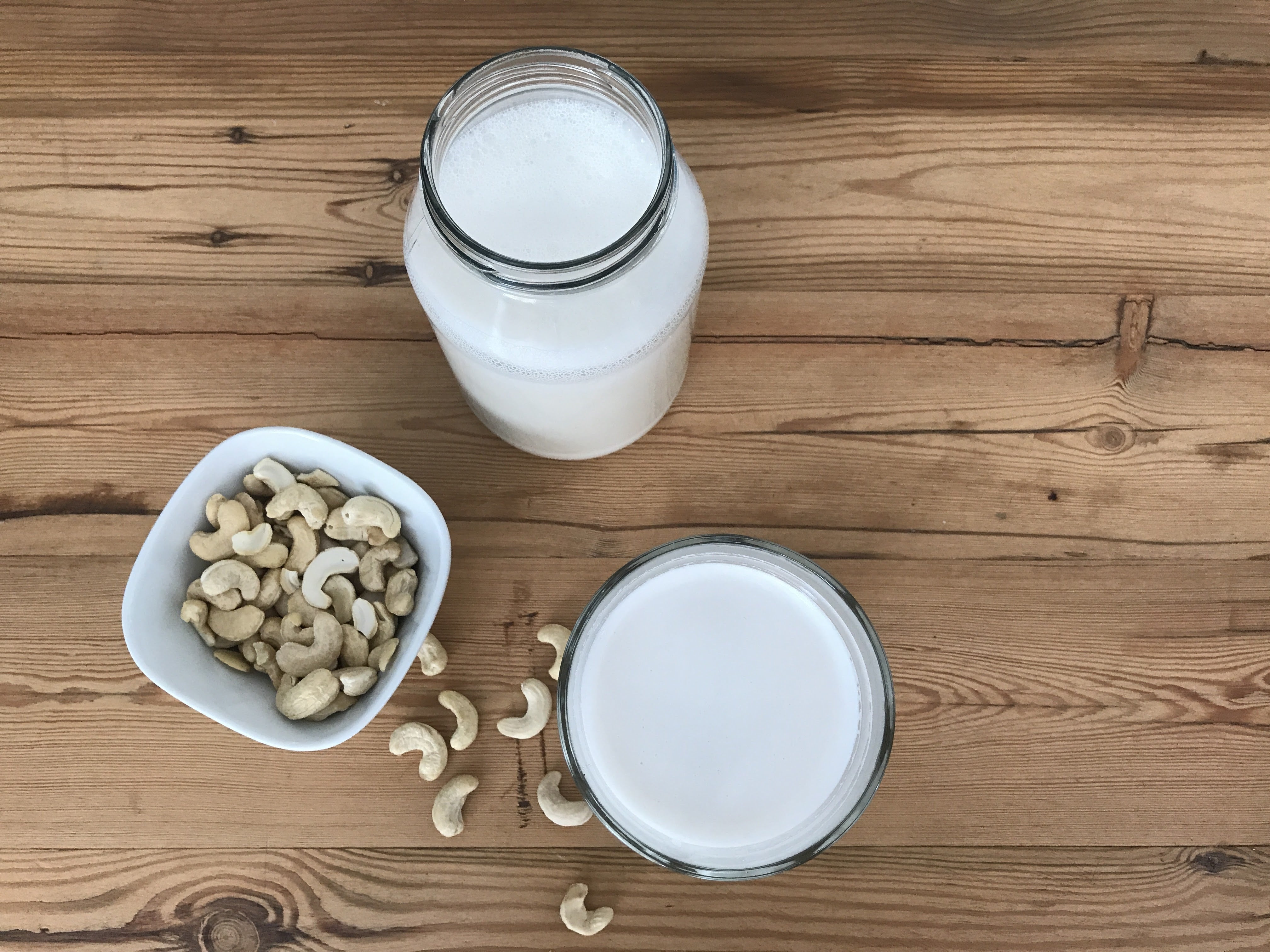 Homemade Creamy Cashew Milk