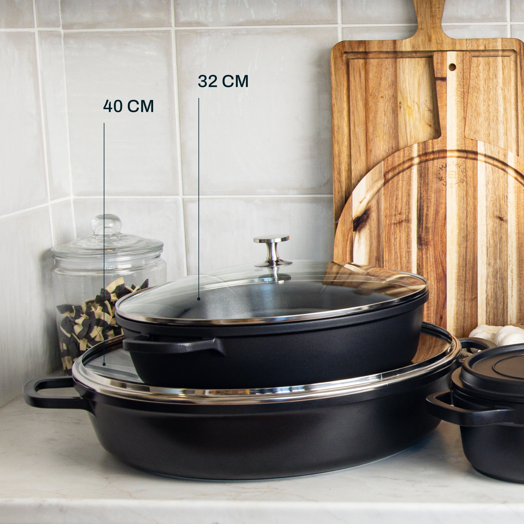 Shallow Casserole with Glass Lid